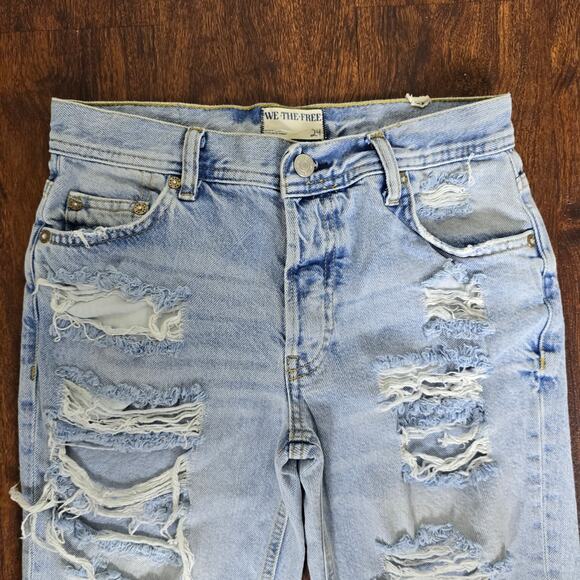 We The Free The Maggie Mid Rise Straight Leg Light Wash Destroyed Button Fly - Picture 2 of 9
